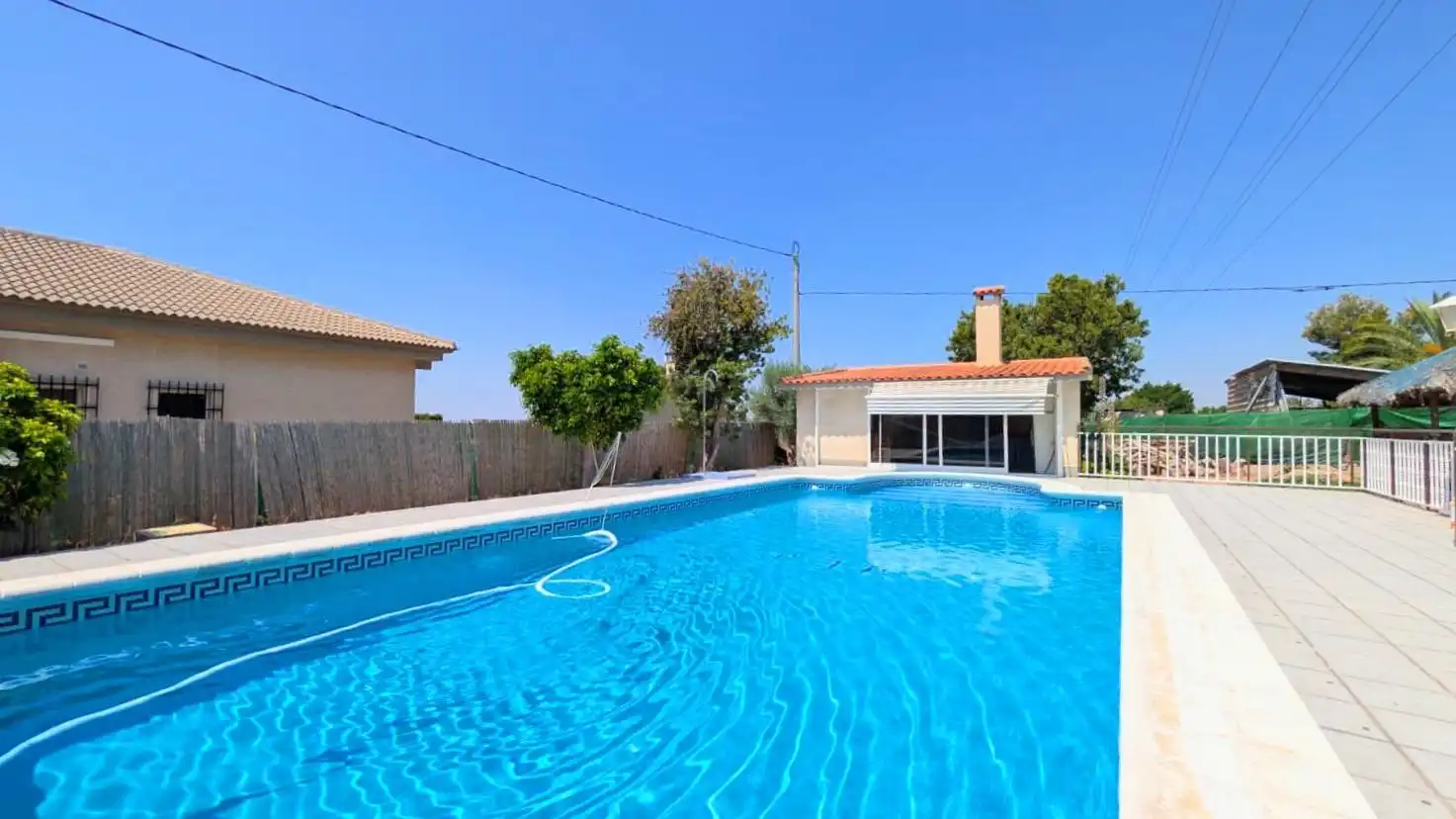 Piscina de Casa o xalet en venda en Elche / Elx amb Aire condicionat, Calefacció i Jardí privat