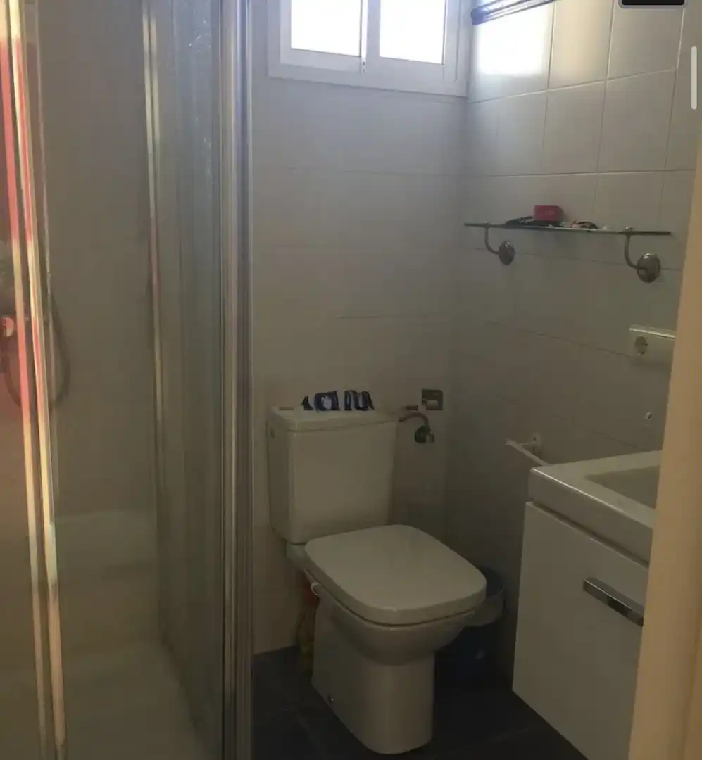 Baño de Piso para compartir en San Roque con Jardín privado, Parquet y Terraza