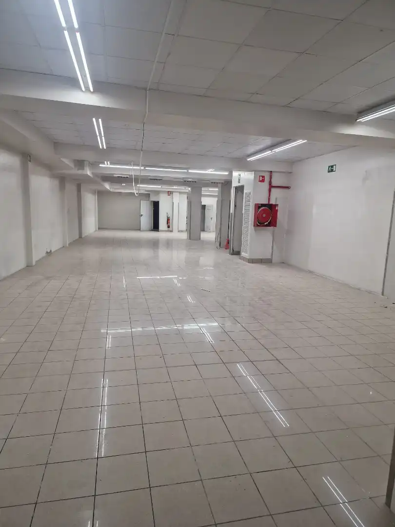 Local en venta en Vigo  con Aire acondicionado