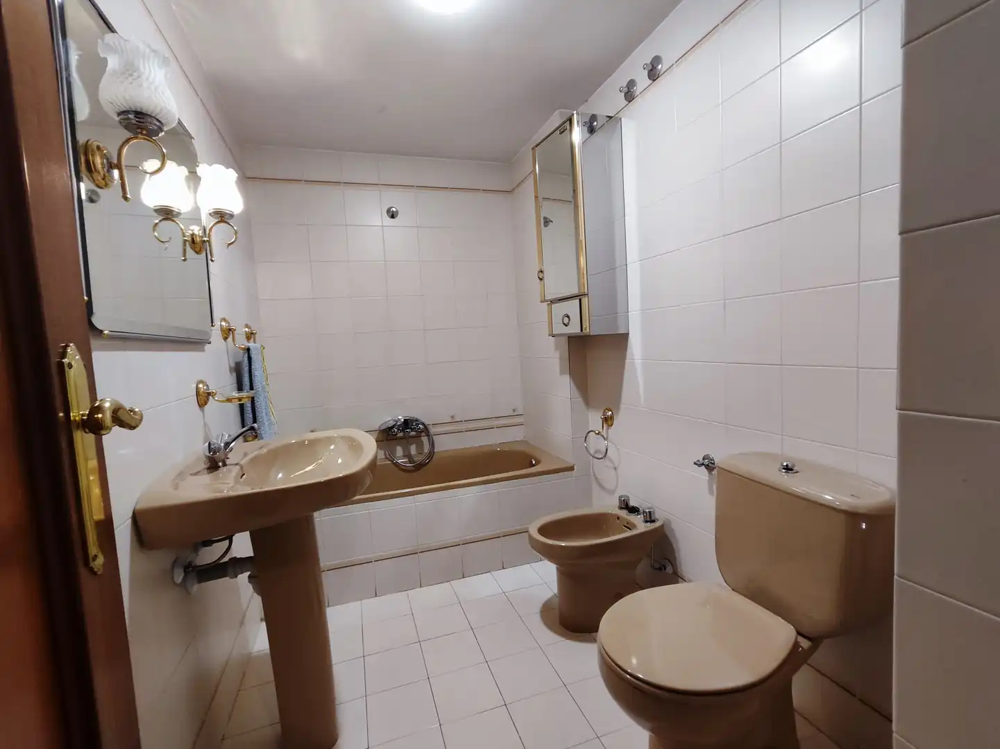 Baño de Piso en venta en  Logroño con Calefacción, Parquet y Terraza