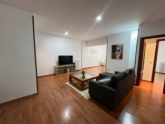 Piso en Alquiler en N/A en Castellana
