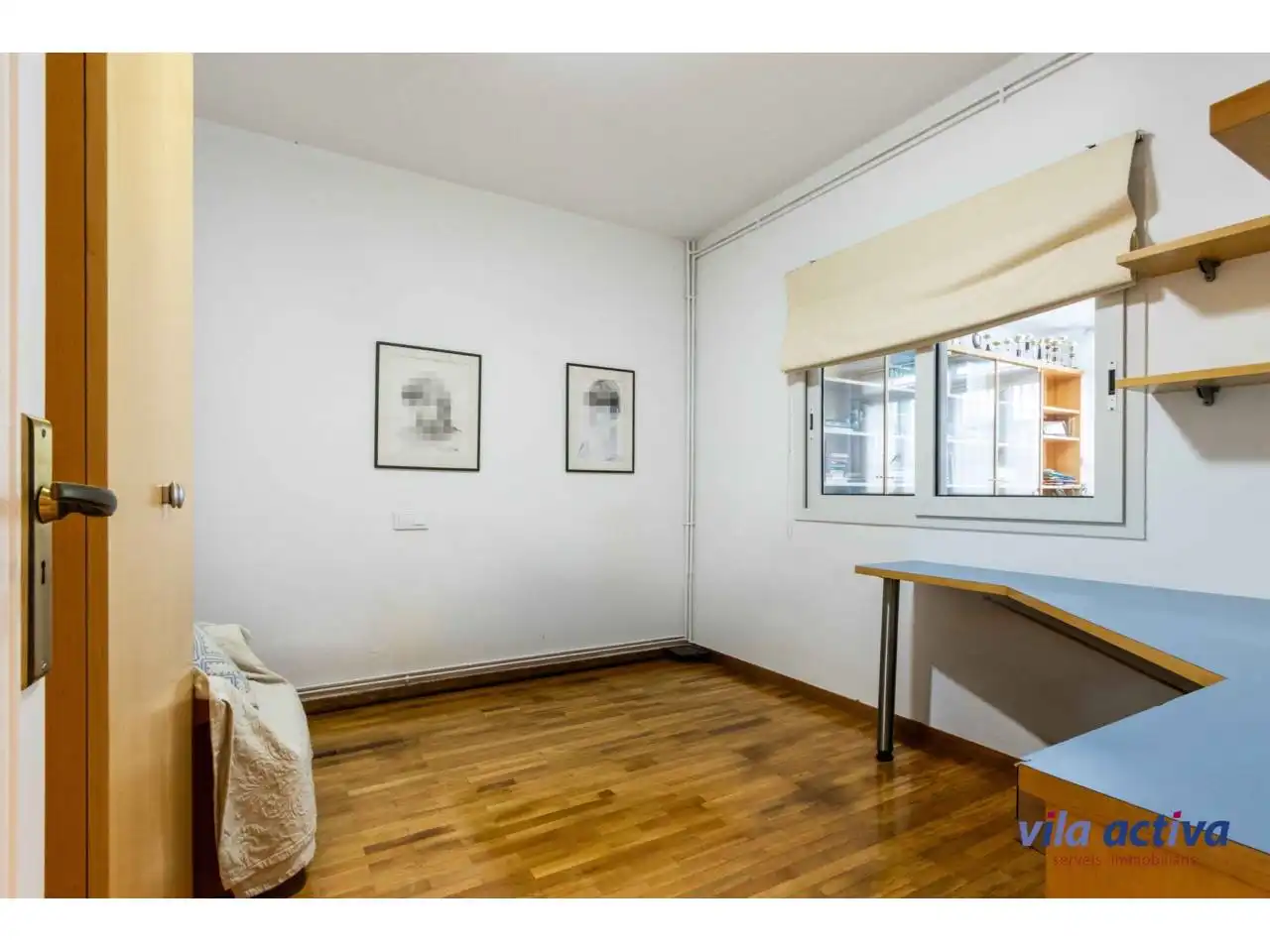 Dormitori de Casa o xalet en venda en Terrassa amb Aire condicionat, Calefacció i Jardí privat
