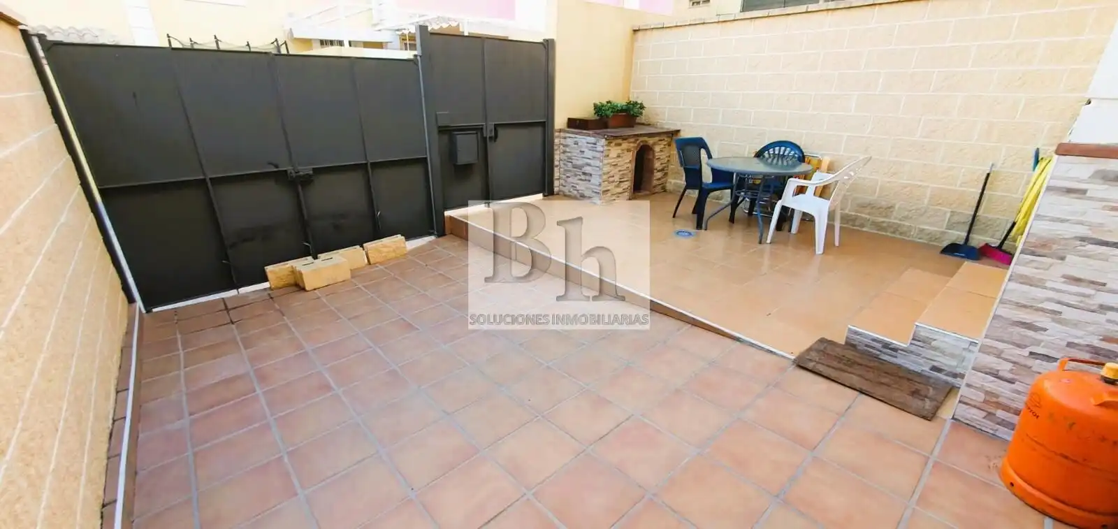 Terraza de Casa adosada en venta en Alhaurín de la Torre con Aire acondicionado, Calefacción y Jardín privado