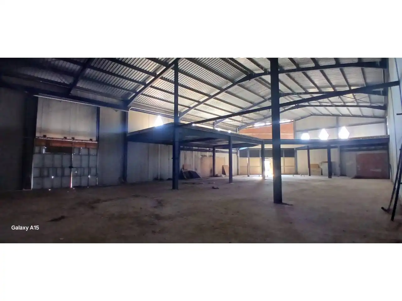 Nave industrial de alquiler en Alzira