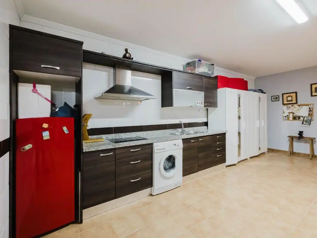 Cuina de Casa o xalet en venda en Torrox amb Aire condicionat, Calefacció i Jardí privat