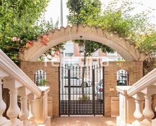 Casa adosada en venda en Picanya amb Aire condicionat, Terrassa i Piscina