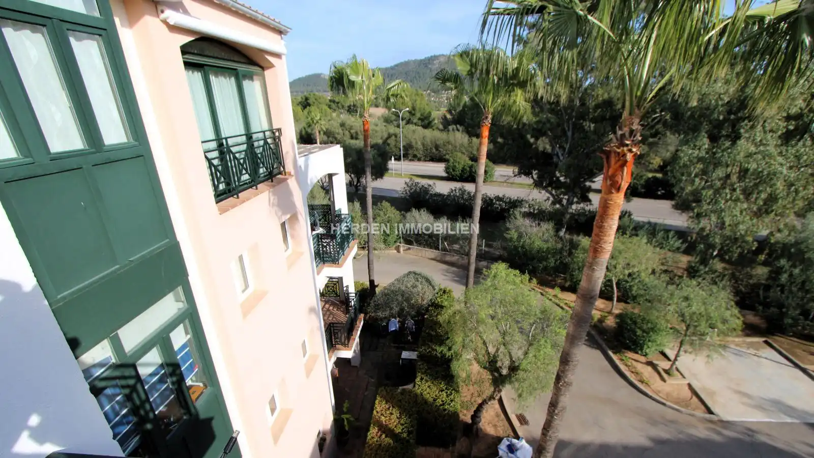 Vista exterior de Ático en venta en Calvià con Aire acondicionado, Calefacción y Terraza