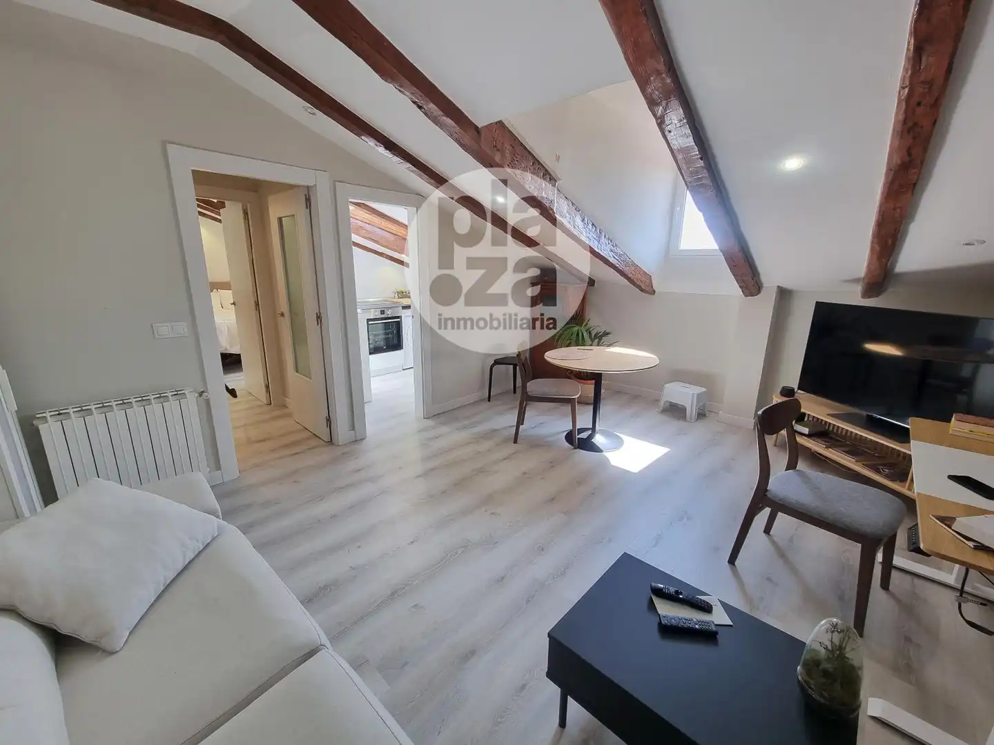 Sala d'estar de Àtic en venda en Burgos amb Calefacció