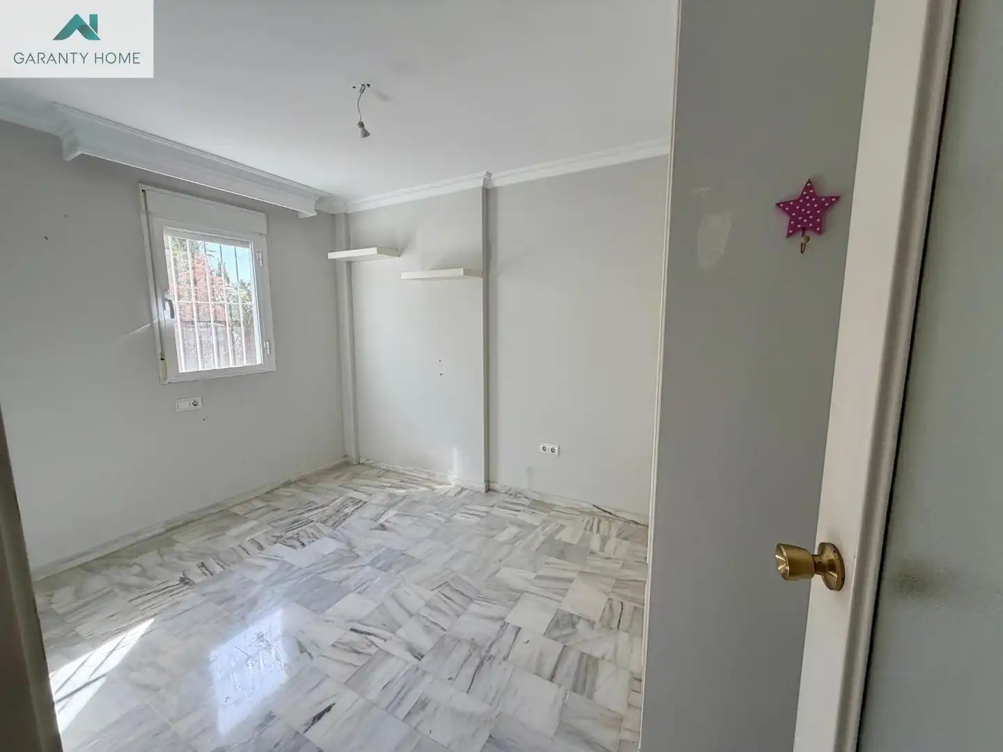 Habitación de Dúplex en venta en Rincón de la Victoria con Aire acondicionado, Calefacción y Terraza