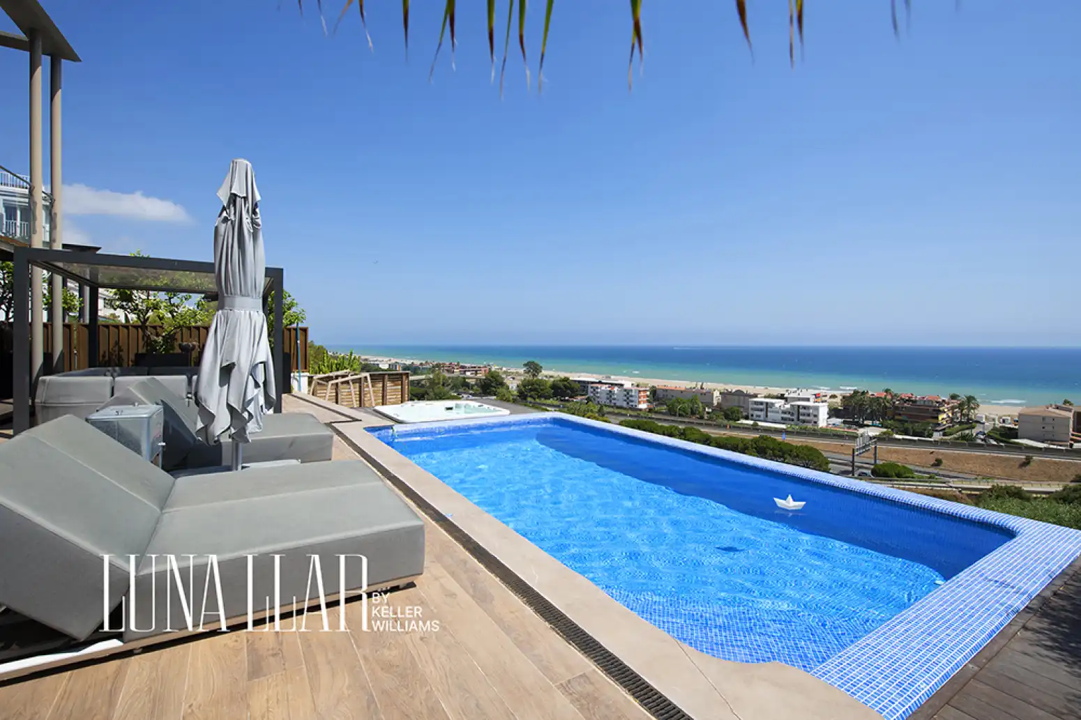 Schwimmbecken von Haus oder Chalet zur Miete in Sitges mit Klimaanlage, Terrasse und Möbliert