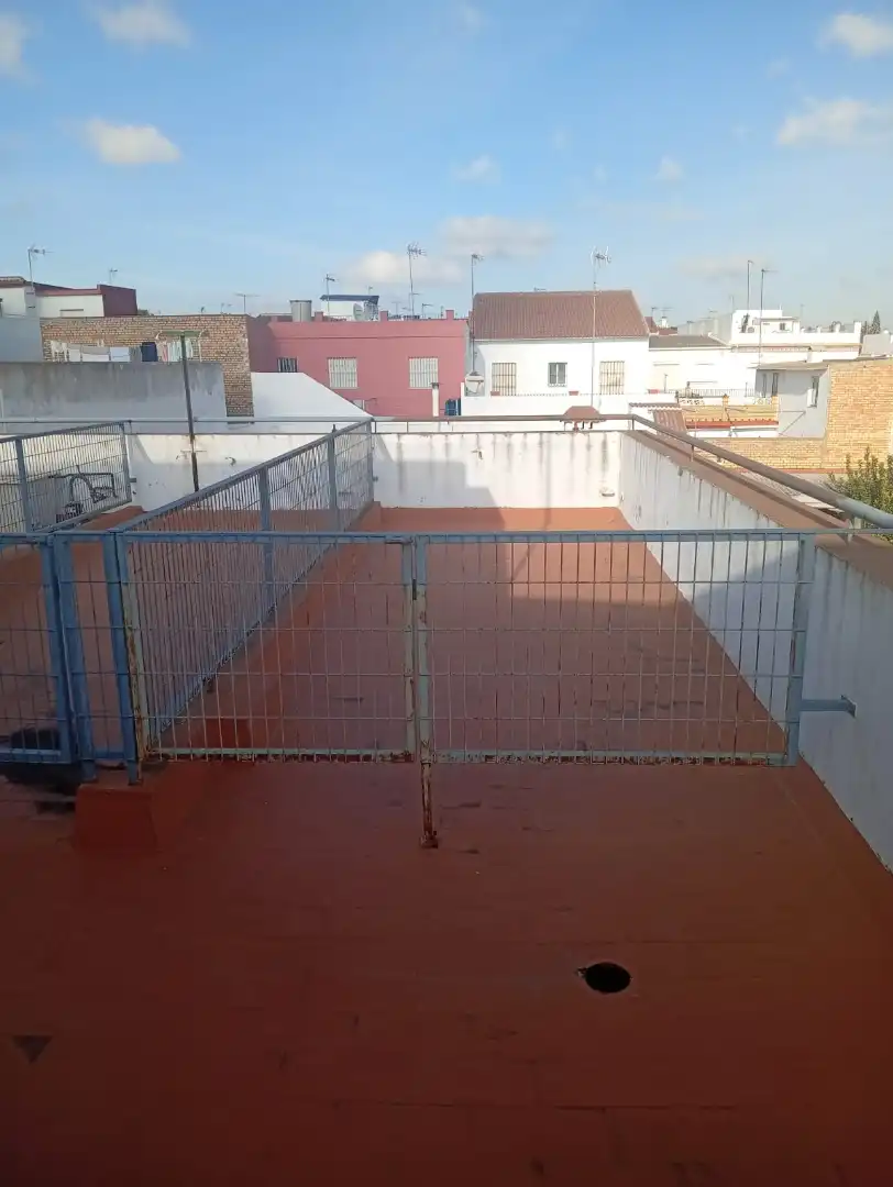 Terraza de Piso en venta en Sanlúcar la Mayor con Aire acondicionado, Trastero y Amueblado