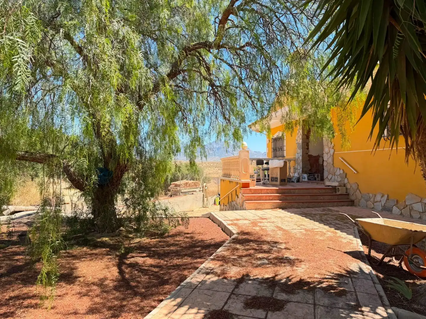 Vista exterior de Casa o xalet en venda en Mutxamel amb Terrassa i Piscina