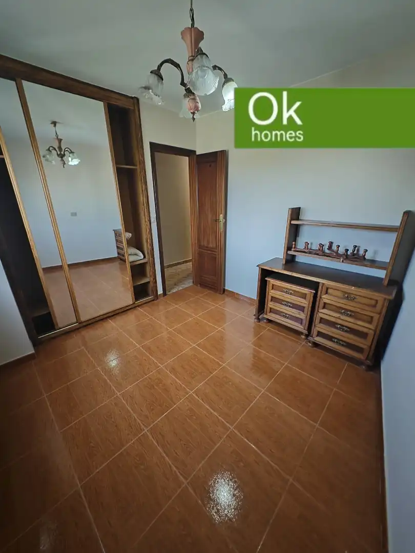 Habitación de Casa o chalet en venta en Friol con Calefacción, Jardín privado y Trastero
