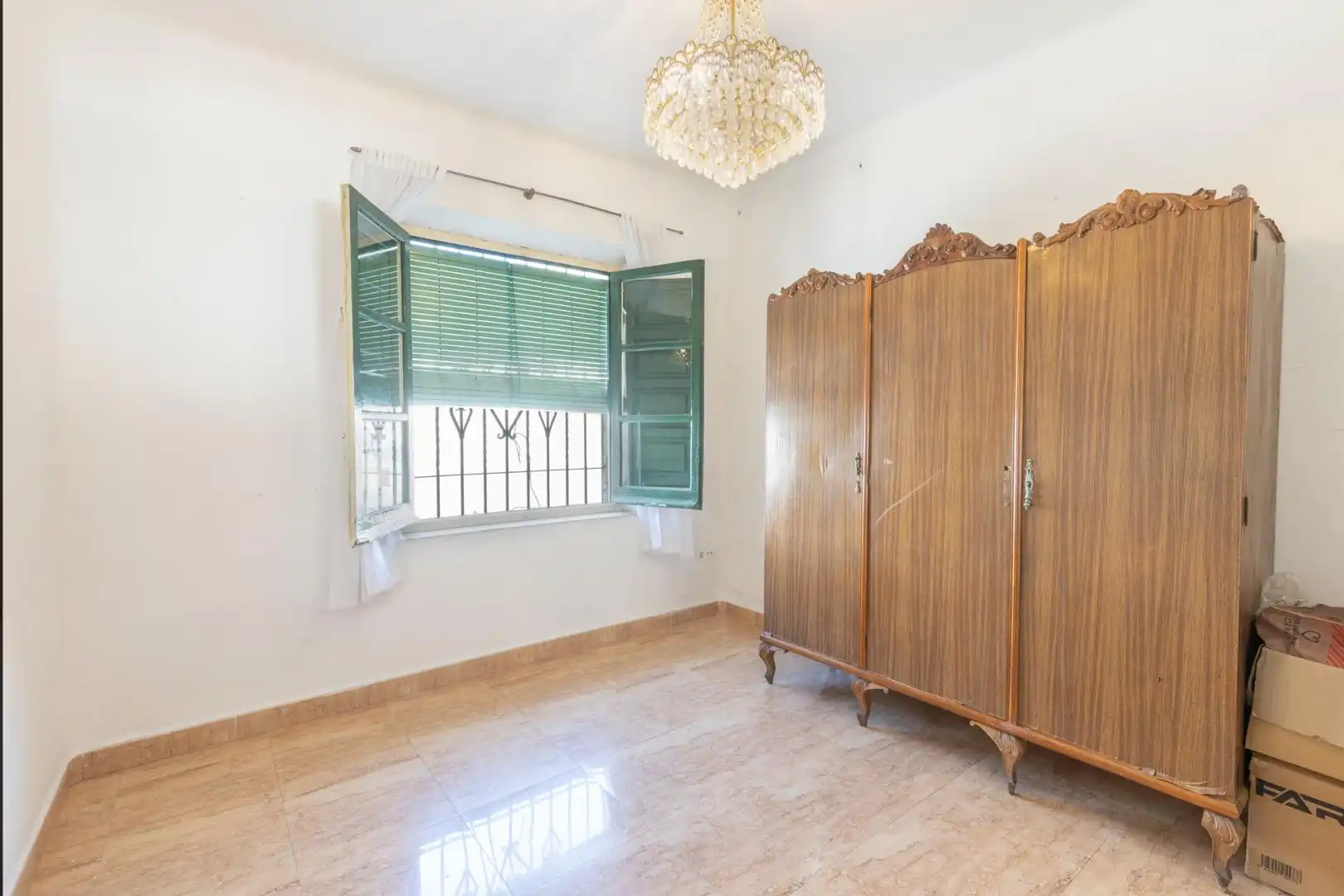 Dormitori de Residencial en venda en Granada