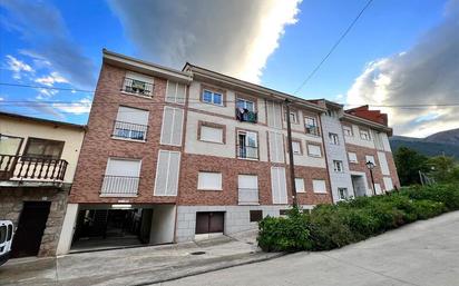 Exterior view of Flat for sale in Piedralaves