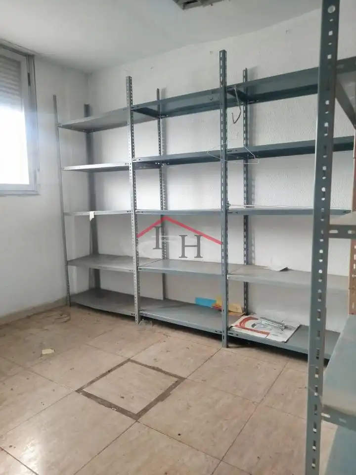 Local comercial en venda a Antibióticos, imagen 3