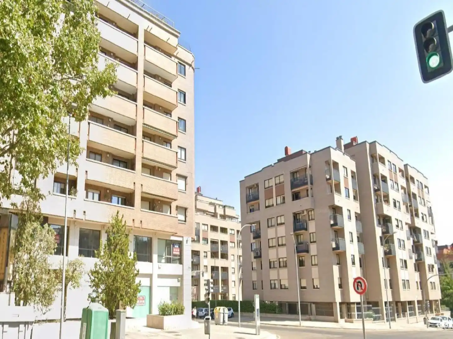 Vista exterior de Pis en venda en Valladolid amb Traster