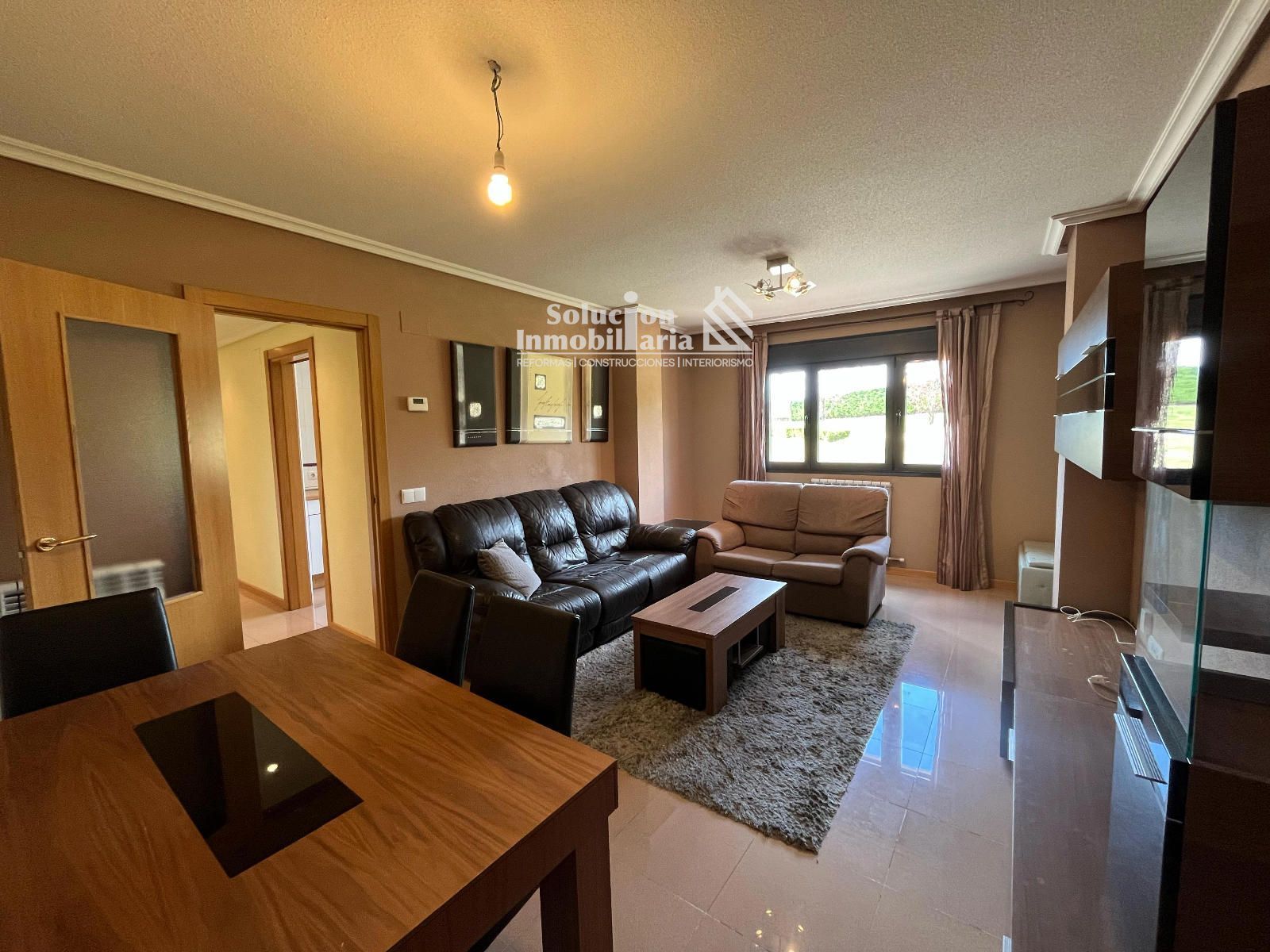 Living room of Flat for sale in Salamanca Capital  with Heating, Storage room and Furnished