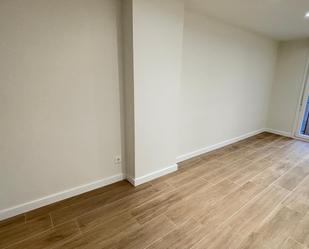 Bedroom of Flat to rent in  Zaragoza Capital  with Heating and Storage room