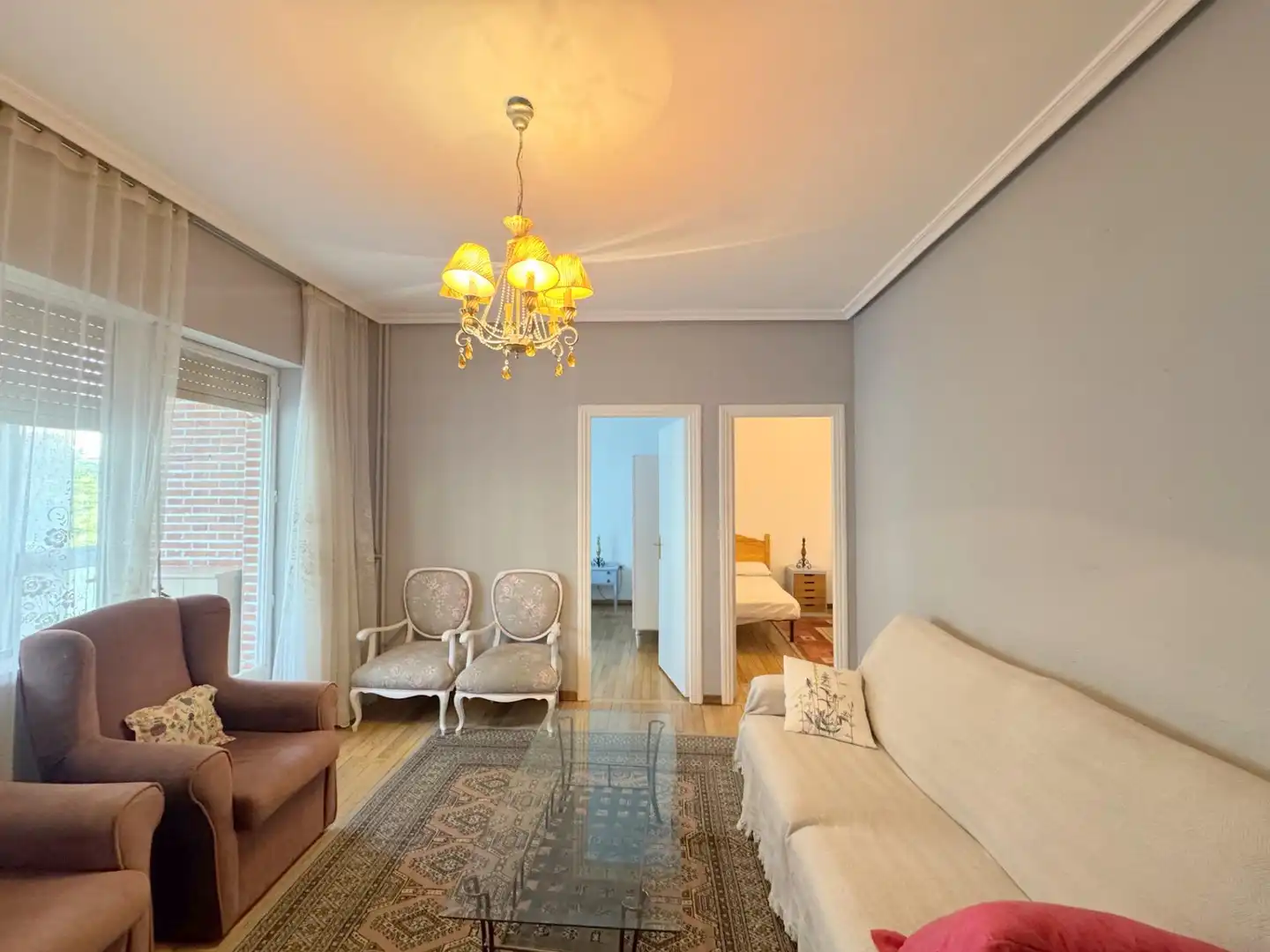 Sala de estar de Piso de alquiler en Ávila con Parquet y Amueblado