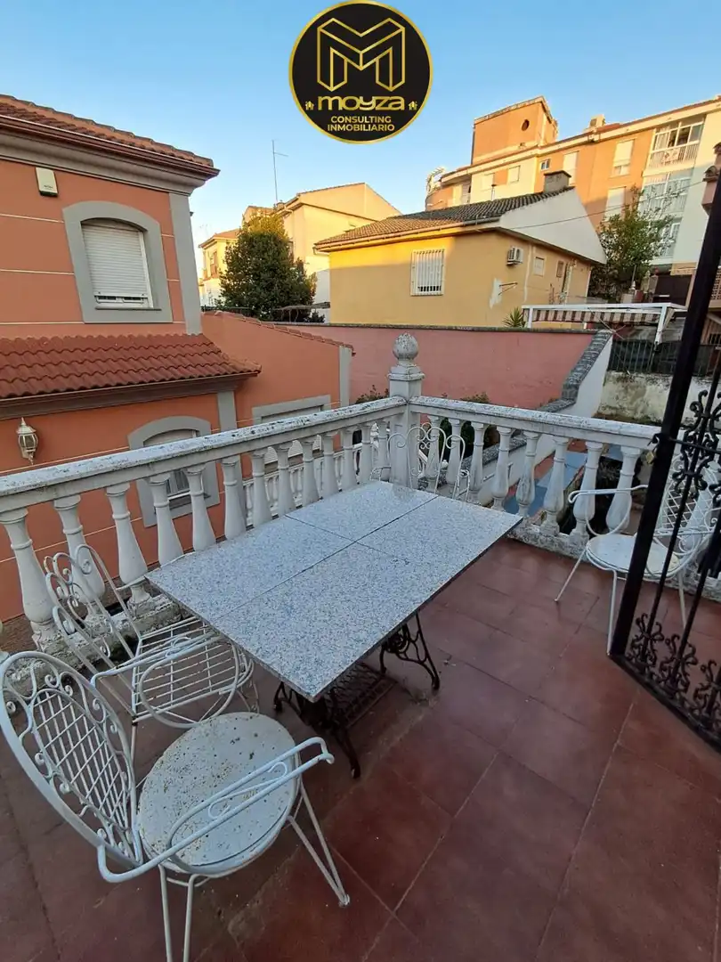 Casa amb terrassa en venda a Linarejos, imagen 12