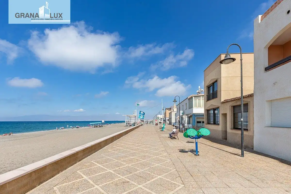 Houses for sale in Calle Miramar, Aguamarga
