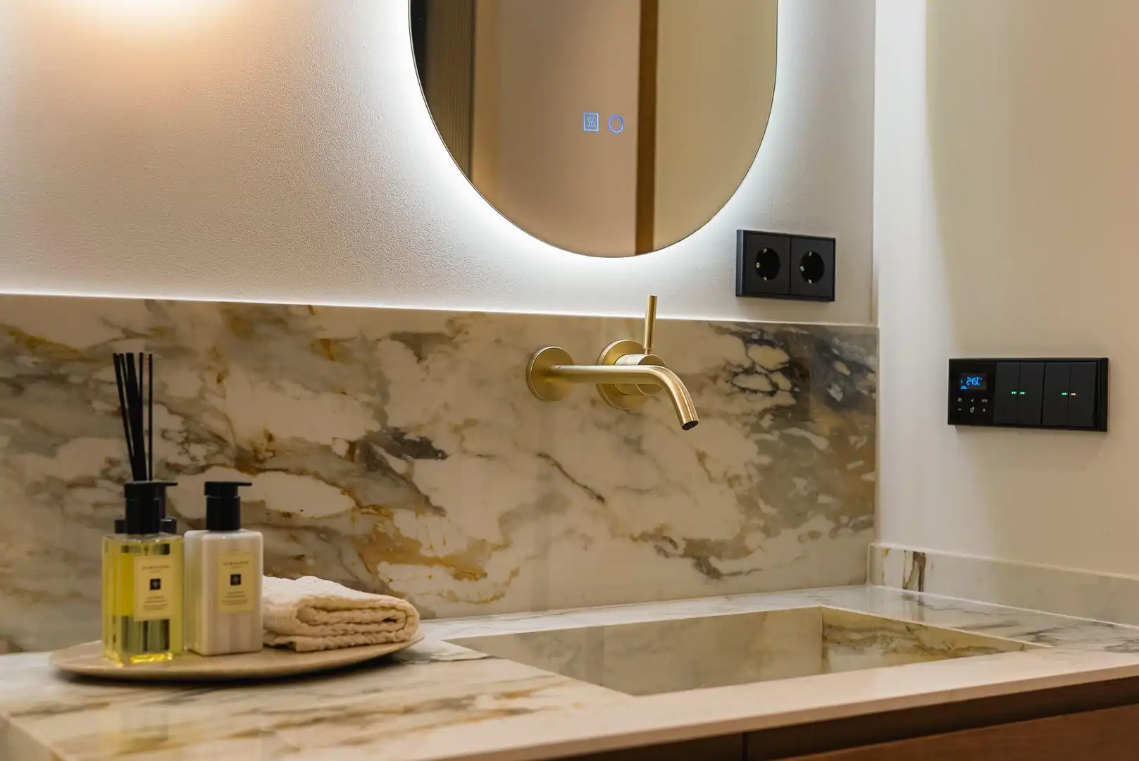 Bany de Apartament en venda en Marbella amb Piscina comunitària