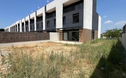Exterior view of House or chalet for sale in Sant Quirze del Vallès  with Air Conditioner, Heating and Private garden