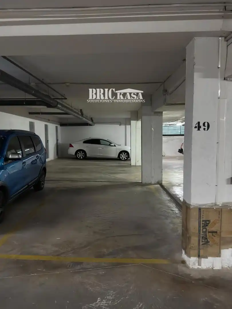 Parking de Piso de alquiler en Cáceres con Calefacción, Terraza y Trastero