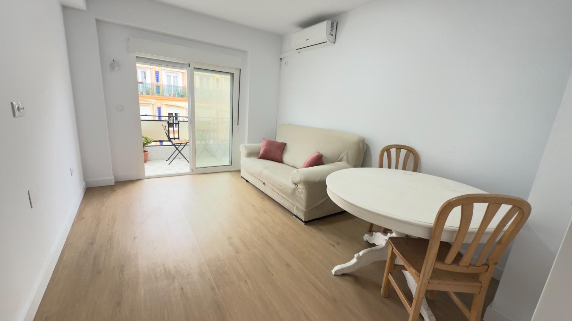 Sala d'estar de Pis en venda en  Huelva Capital amb Aire condicionat i Terrassa