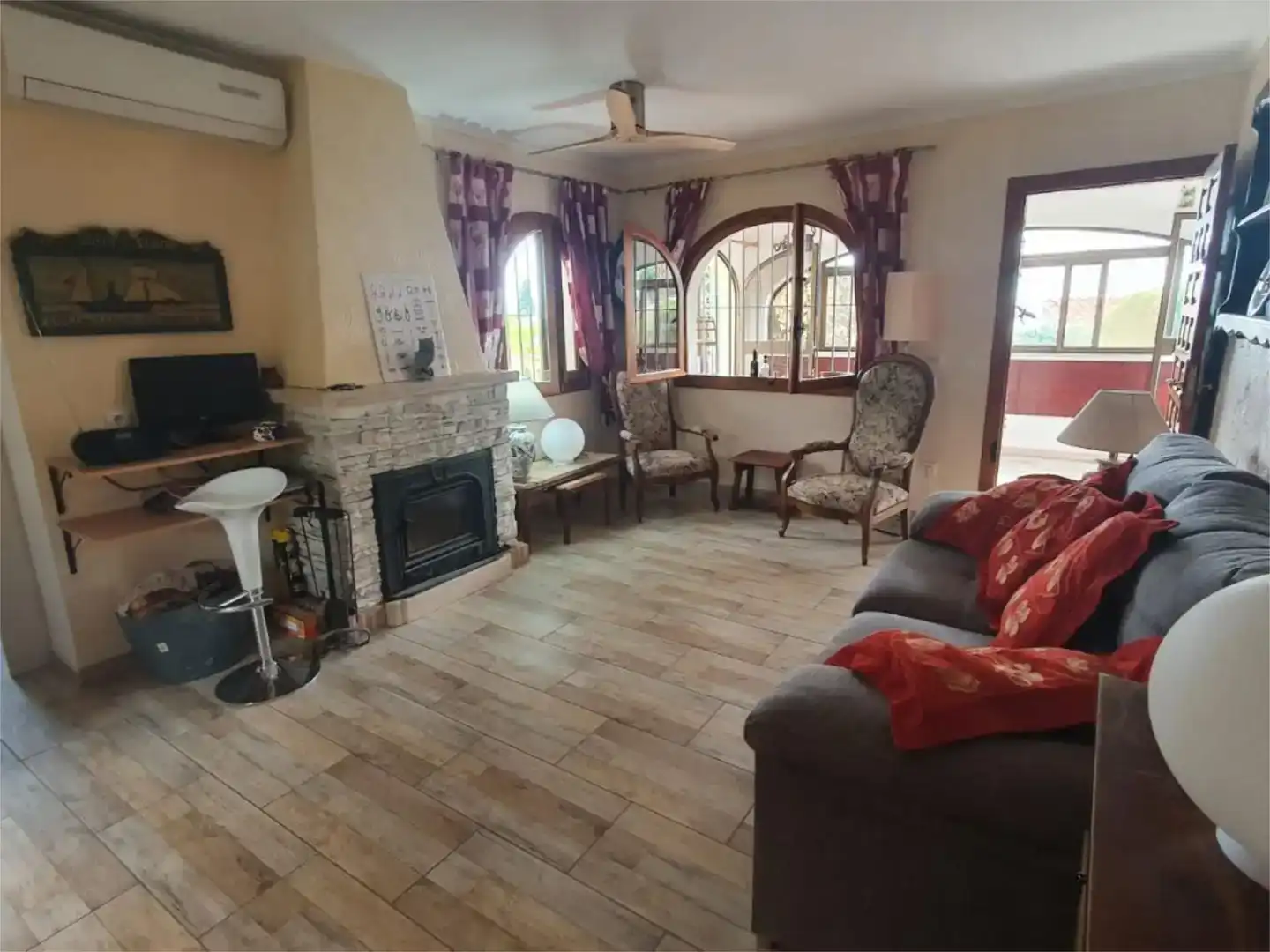 Sala d'estar de Casa o xalet en venda en Calpe / Calp amb Aire condicionat, Piscina i Balcó