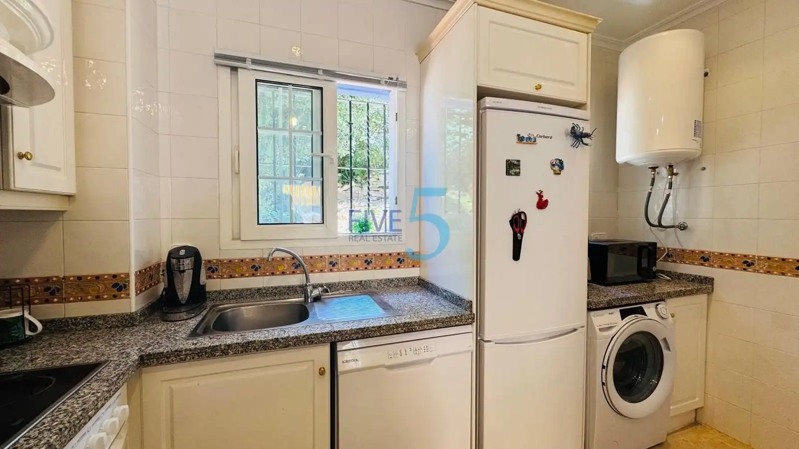 Küche von Wohnung zum Verkauf in Orihuela mit Klimaanlage, Terrasse und Schwimmbad