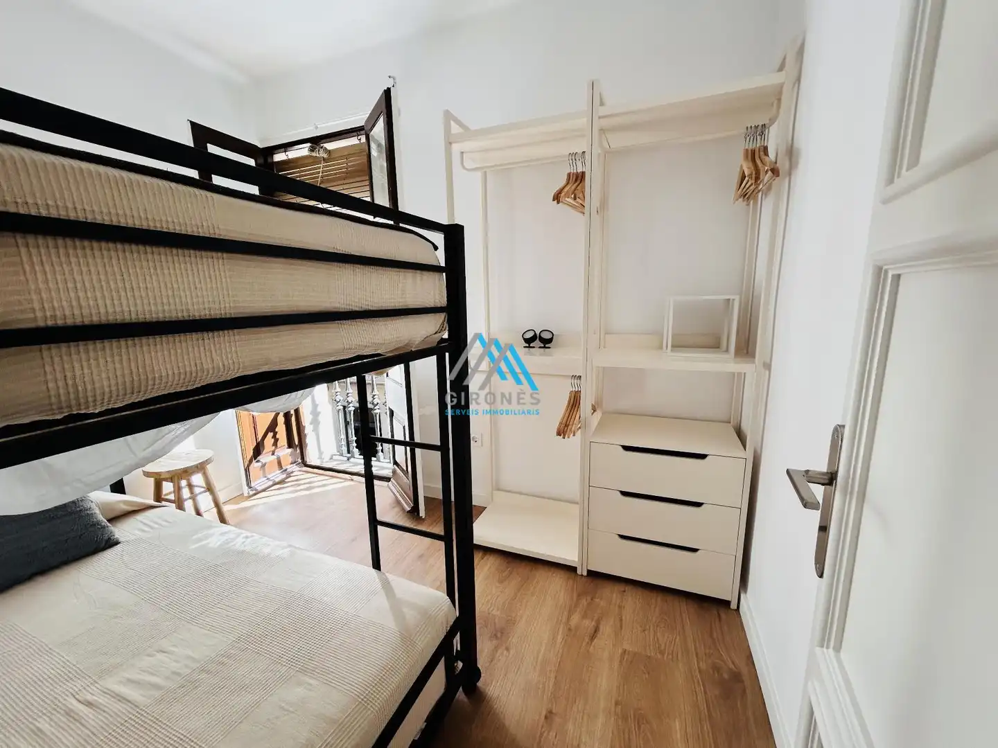 Dormitori de Apartament de lloguer en Sant Feliu de Guíxols amb Parquet i Moblat