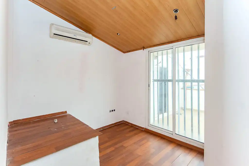 Schlafzimmer von Wohnungen zum Verkauf in Terrassa