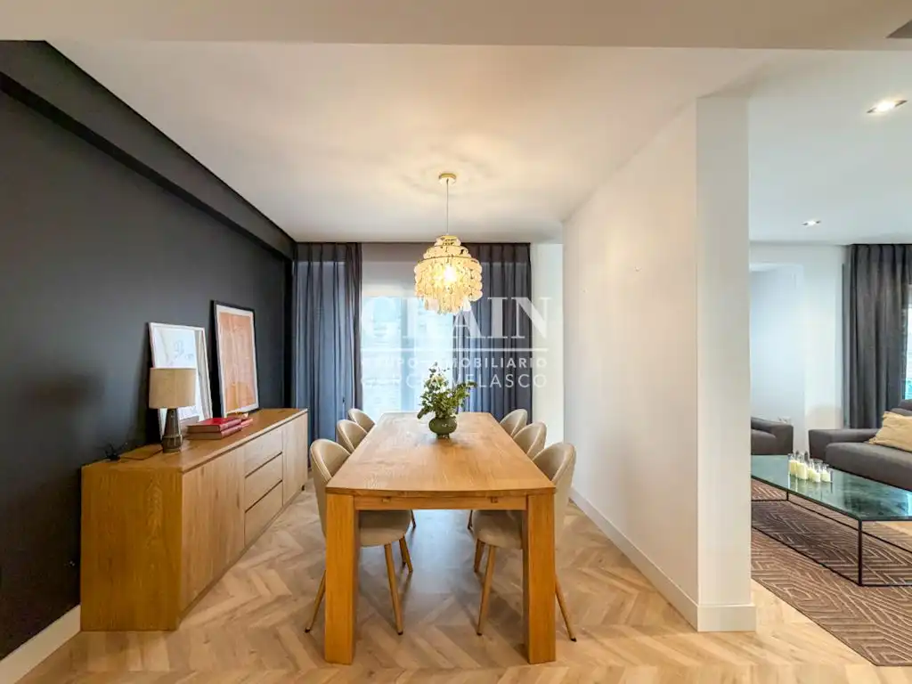 Esszimmer von Dachboden zur Miete in Albacete mit Heizung, Terrasse und Balkon
