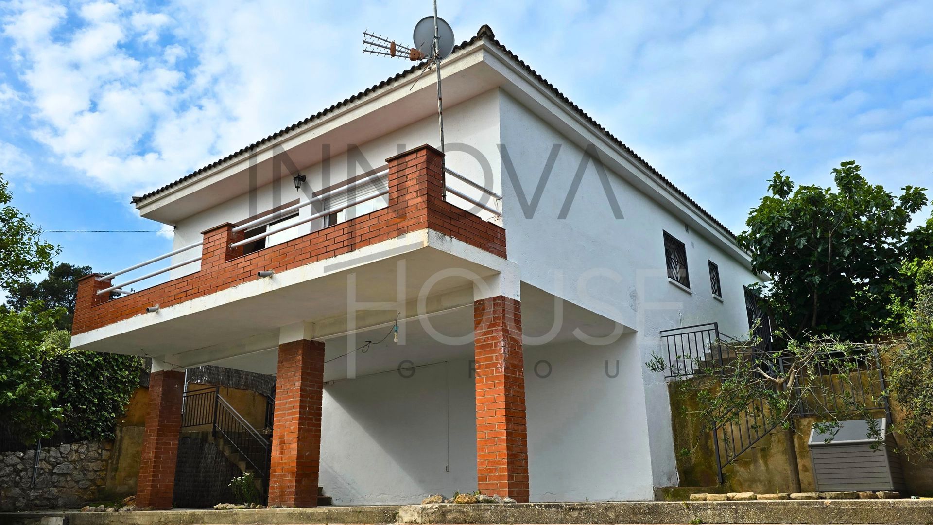 Exterior view of House or chalet for sale in Torrelles de Foix  with Heating, Private garden and Terrace