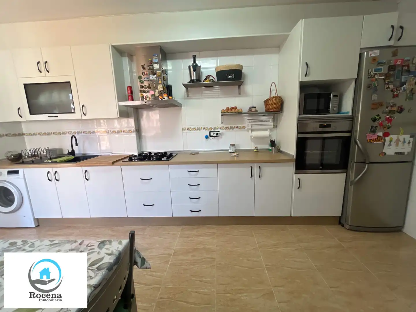 Cuina de Casa o xalet en venda en Cartagena amb Aire condicionat, Calefacció i Jardí privat