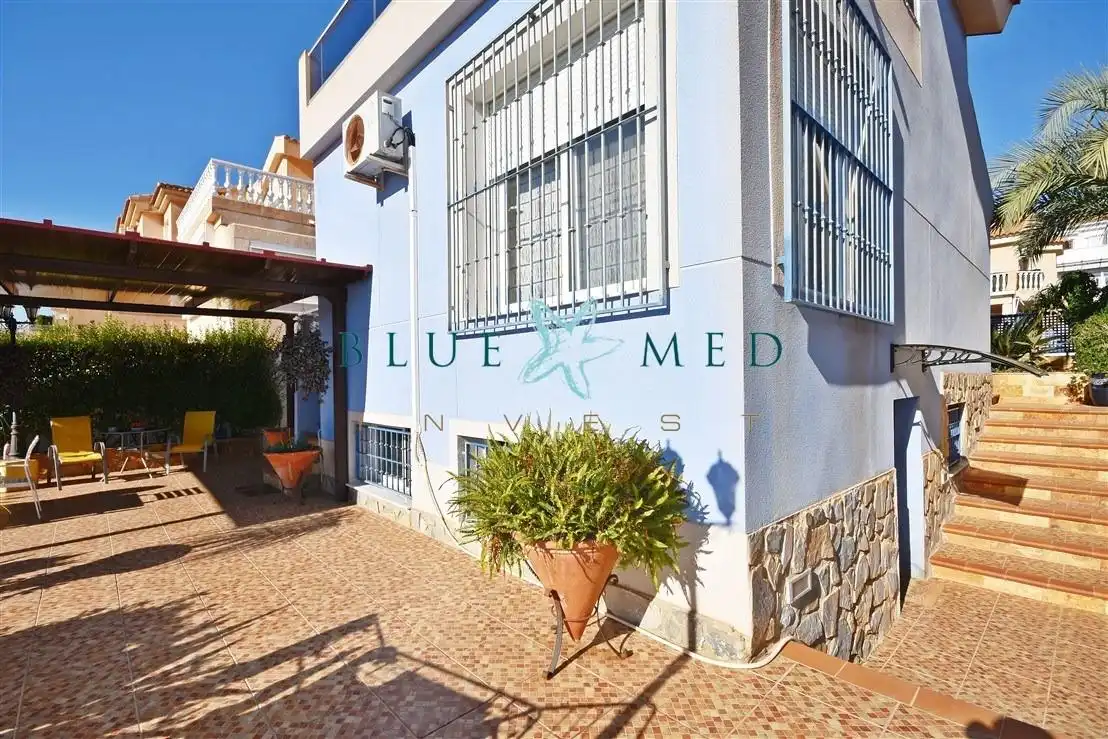 Vista exterior de Casa o chalet en venta en Mazarrón con Aire acondicionado, Calefacción y Jardín privado