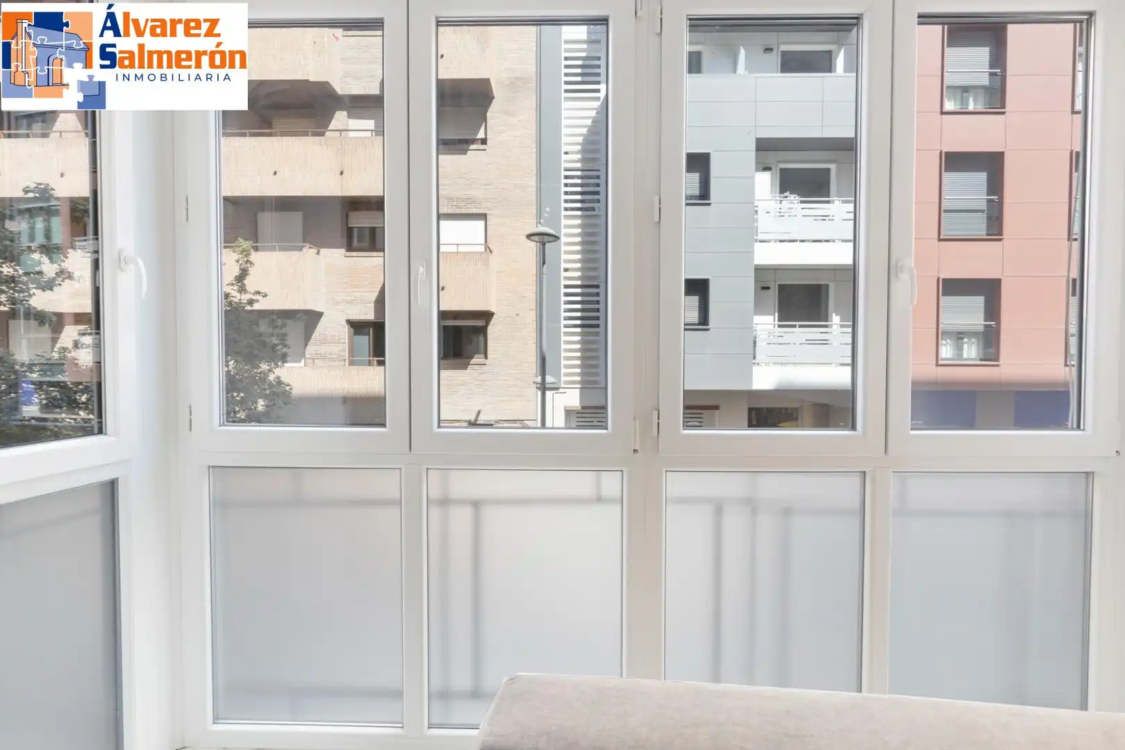 Balcony of Flat for rent in Granada  with Air Conditioner and Furnished