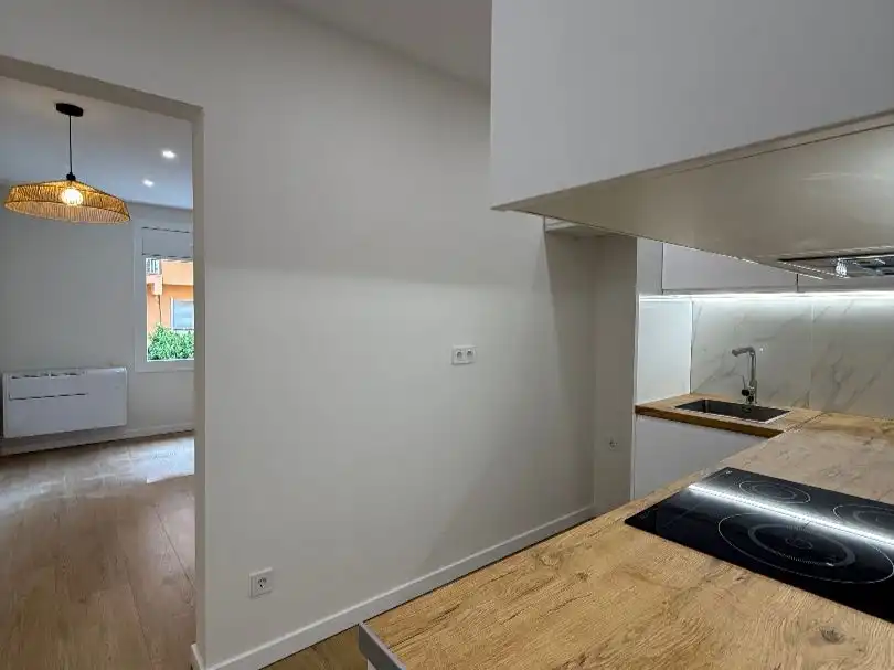 Flat for sale in Carrer de Santa Creu 11, imagen 2