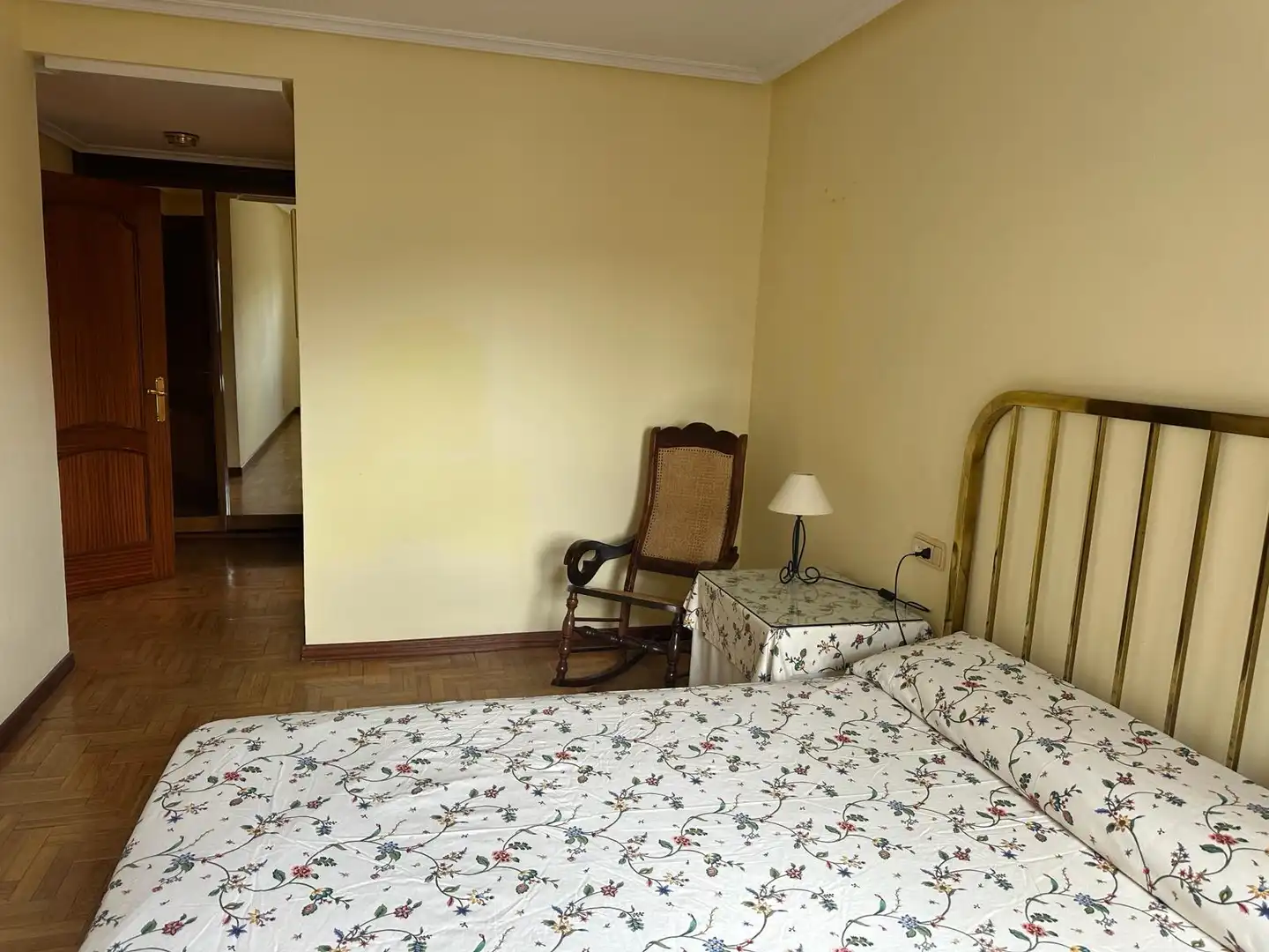 Bedroom of Flat for rent in Avilés  with Heating, Parquet flooring and Storage room