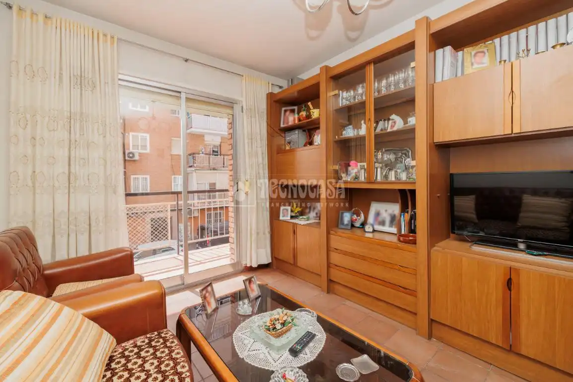 Living room of Flat for sale in Madrid  with Air Conditioner, Heating and Terrace