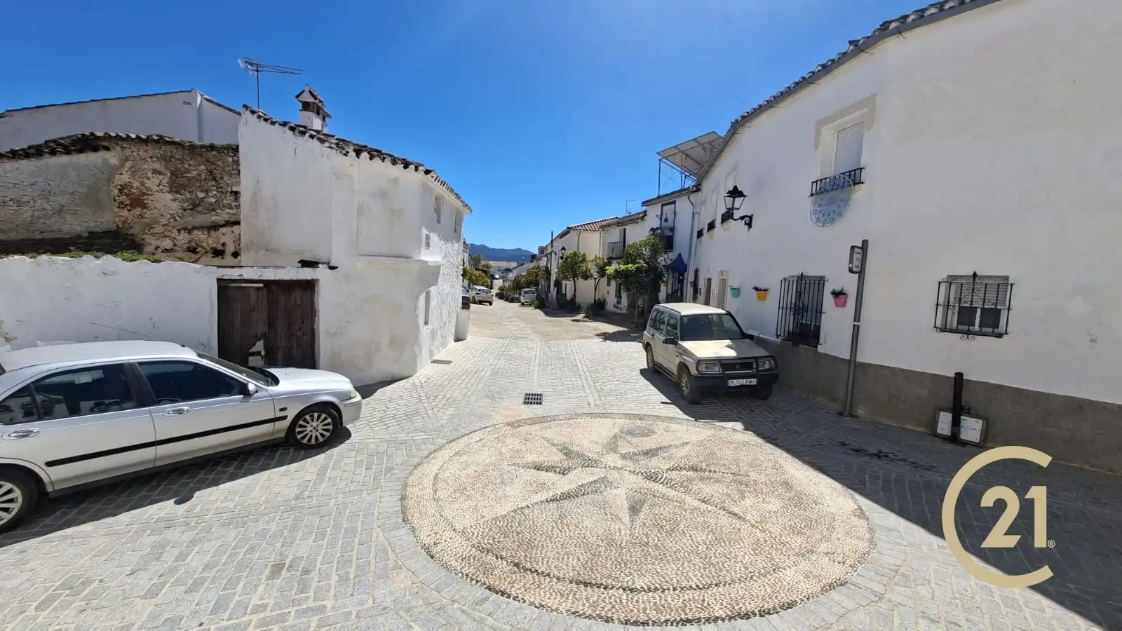 Vista exterior de Casa adosada en venda en Cartajima amb Terrassa