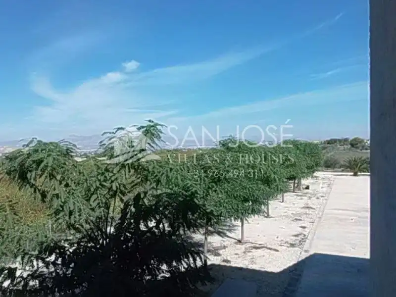 Casa o chalet en venta en Aspe con Calefacción, Jardín privado y Trastero