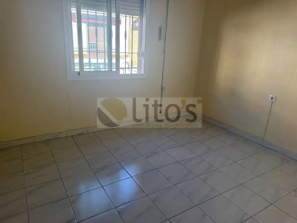 Schlafzimmer von Einfamilien-Reihenhaus zum Verkauf in Dos Hermanas