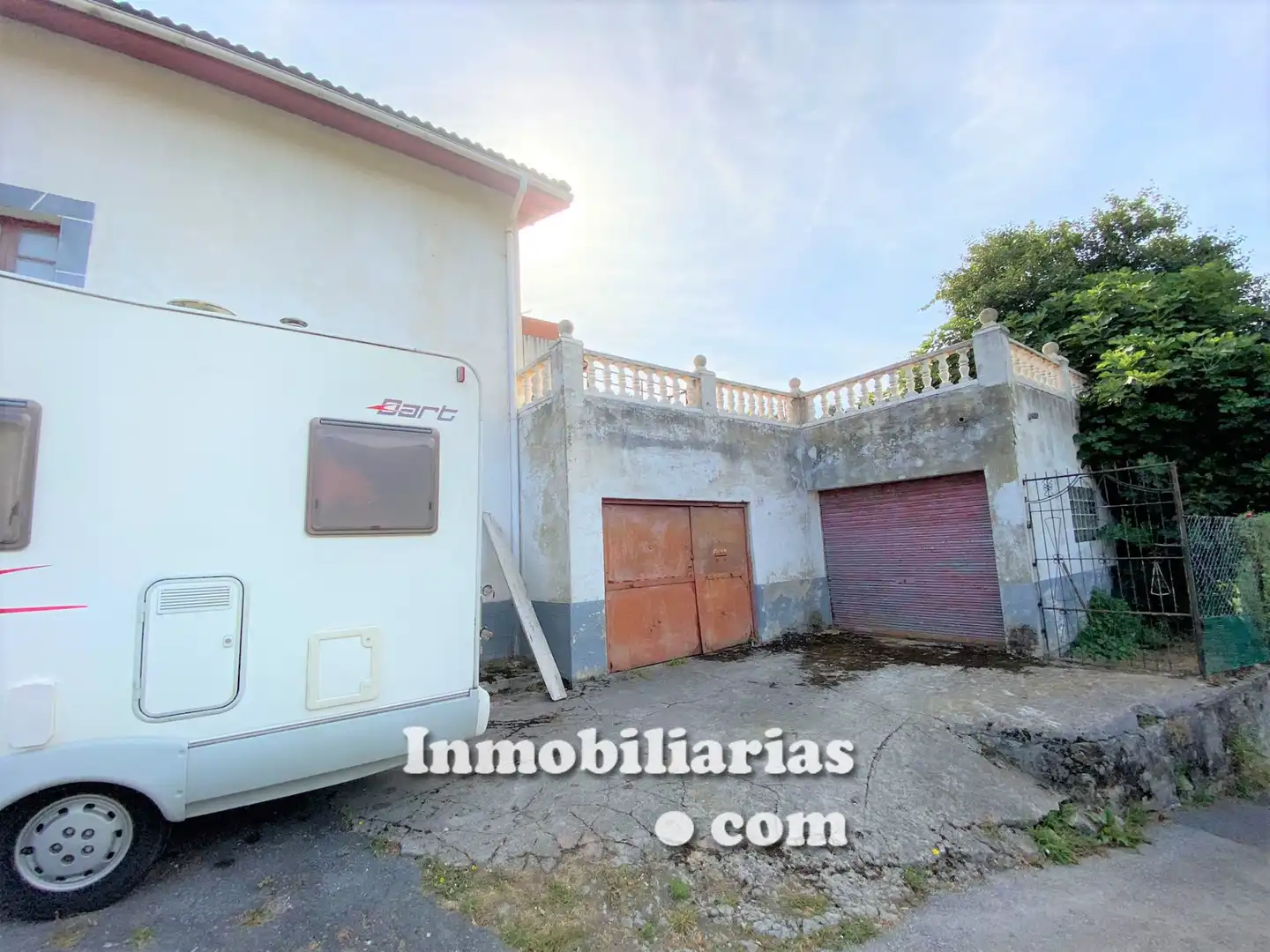 Vista exterior de Finca rústica en venta en Castro-Urdiales con Calefacción, Jardín privado y Terraza