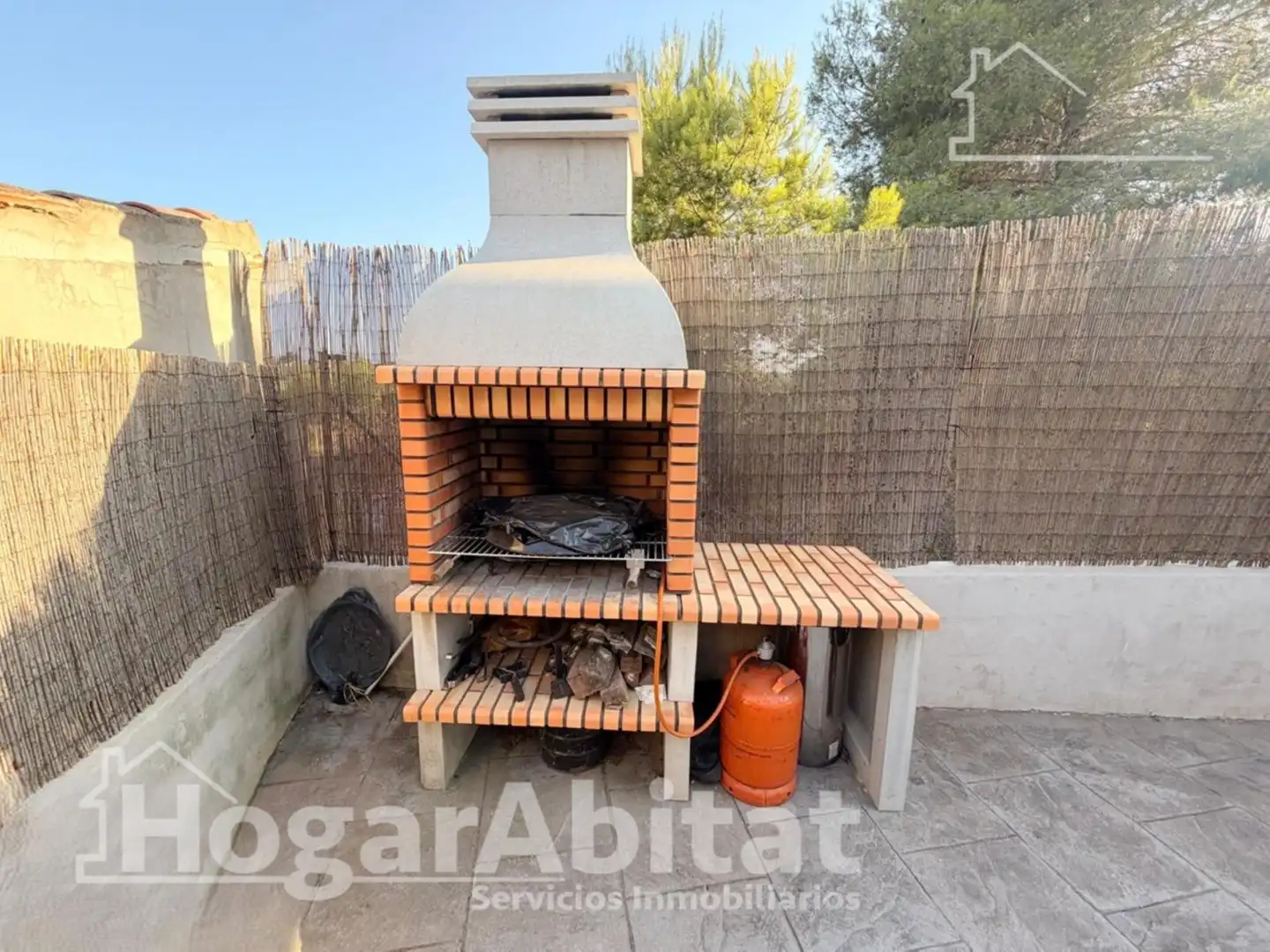 Houses for sale in Montserrat  with Heating, Private garden and Terrace