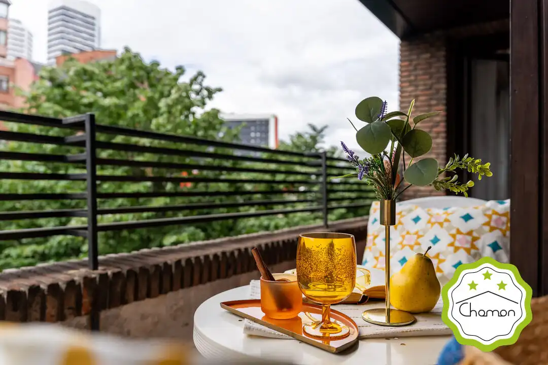 Terraza de Piso en venta en Bilbao  con Calefacción, Jardín privado y Terraza