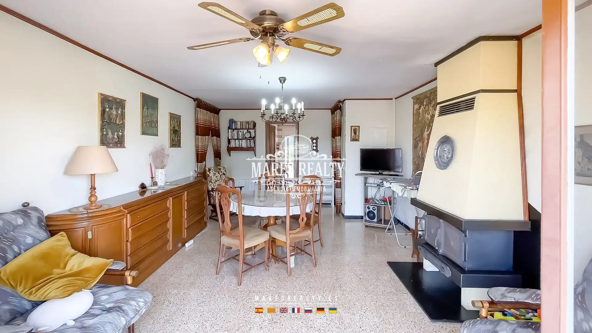 Esszimmer von Haus oder Chalet zum Verkauf in Lloret de Mar mit Klimaanlage, Heizung und Privatgarten