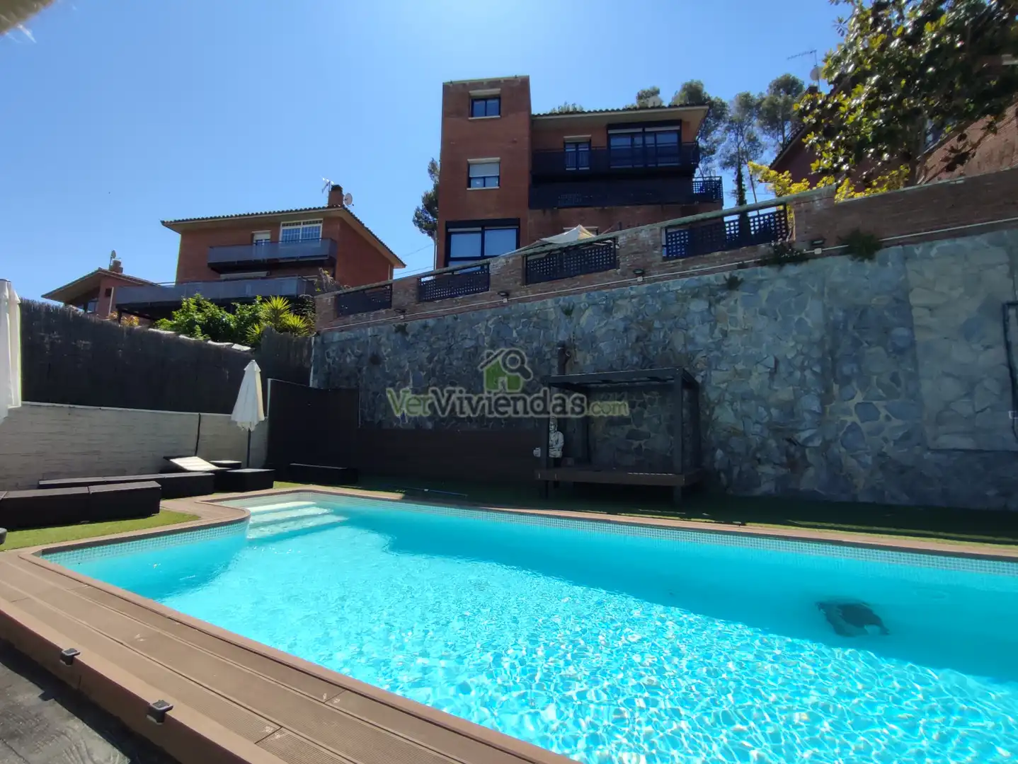 Piscina de Casa o xalet en venda en Cervelló amb Aire condicionat, Calefacció i Jardí privat